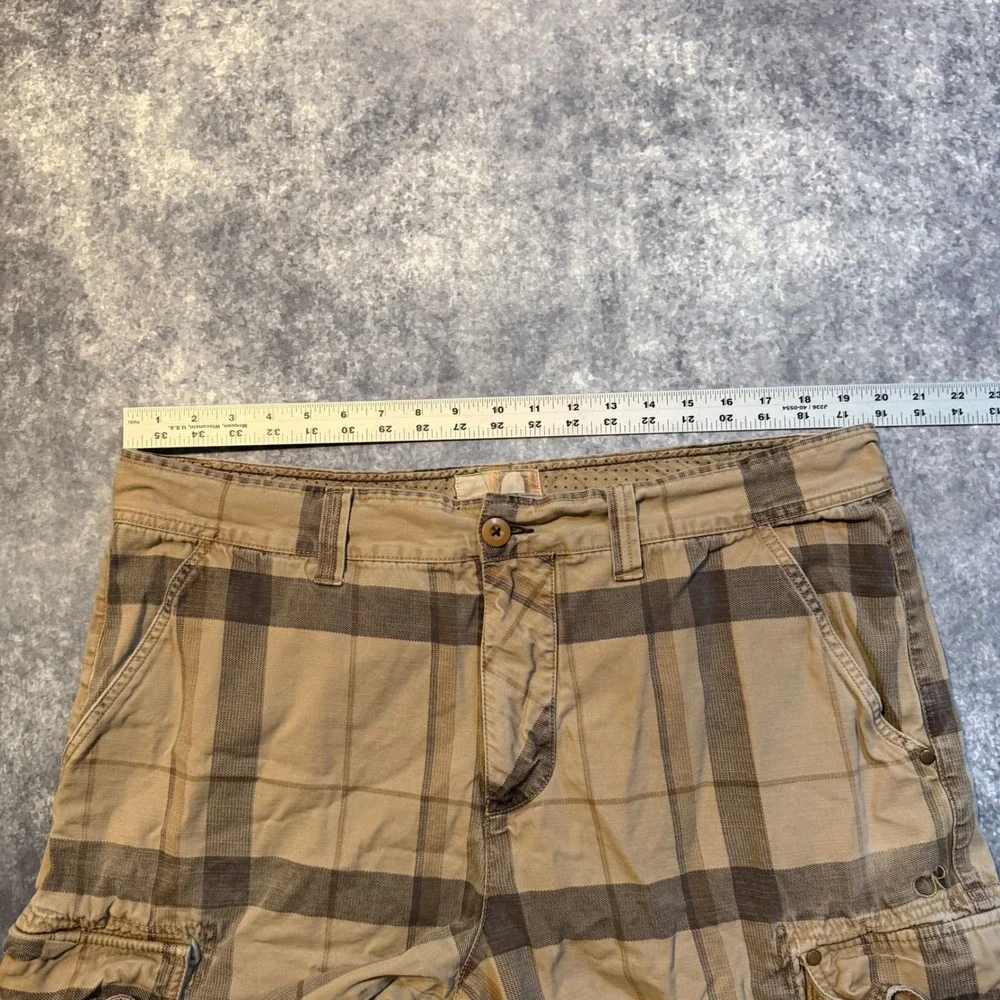 Y2K OP Ocean Pacific Mens Plaid Cargo Shorts Brown Tan Size 40‎ Cut Off Hem Surf